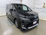広々とした車内空間に優れた燃費性能。更にデザインも上質で人気のお車です!