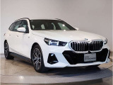 【BMWの伝統-2】時代を超える美しさ。磨き抜かれたエアロダイナミクスが瞳を奪う。一目で伝わるスポーティーなプロポーションは、BMWの走行性能を生み出すのに欠かせない要因の一つです。