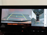 バックガイドモニターで、後方を確認しながら安心して駐車することができます。運転初心者も熟練者も必須の機能ですよ!
