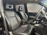 運転席も広々としており運転しやすい環境を実現しています☆室内クリーニングも実施済みです。