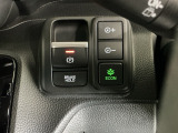 パーキングブレーキはスマートな電子制御式と合わせて渋滞時等にブレーキペダルから足を離しても停車状態を保持してくれるオートブレーキホールド機能で運転が楽になります。スタートはアクセルペダルを踏むだけ