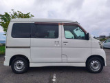 ☆ご自宅までの陸送も受け承ります☆費用等につきましてはご相談ください。また車検整備付の車両は、ご来店当日に納車することも可能です。修理状況等により即日納車できない事もございますので事前にご連絡下さい。
