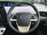 【ステアリングスイッチ】運転中、前方から目線をそらすことなく、オーディオ等の操作が可能な便利機能!安心&快適なドライブを演出してくれます♪