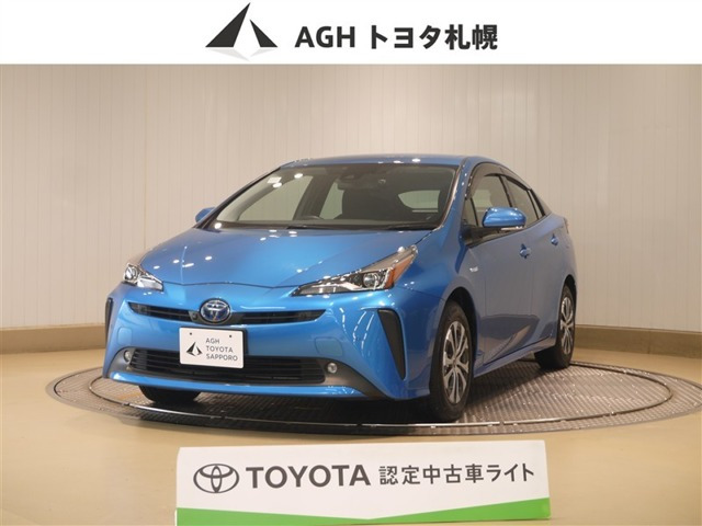 プリウス 1.8 A E-Four 4WD 