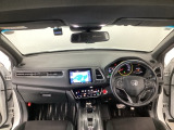 【前方視界】開放的な前方視界!運転がしやすく疲れにくいです♪窓が大きく、見通しがとっても良いおクルマですよ♪