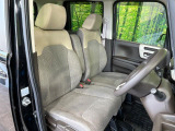 運転席シート廻りは使用感も少なく、良好な状態となっています。丁寧に使われていたことがよくわかりますね。