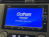 【純正ナビ】人気の純正ナビを装備。オーディオ機能も充実しており、Bluetooth接続すればお持ちのスマホやMP3プレイヤーの音楽を再生可能!毎日の運転がさらに楽しくなります!!