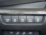 【パーキングセンサー】障害物などが車両に近づいた際に、音と画面表示にてお知らせしてくれます。警告音も段階的に鳴ってくれるので、どのくらいの近さなのか感覚的に察知することが出来ます♪