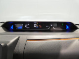 【視認性の高いパネル】現在の走行状態や車両情報がひと目で把握できます。