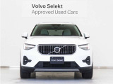 北欧の独創性と都会的な雰囲気を纏う、コンパクト・シティSUV XC40。高い走行安定性とトラクション性能を発揮するAWD機構を採用したB4です。