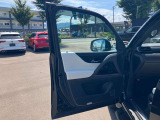 当店、『予約制』 となっております。恐れ入りますが事前のご連絡をお願い致します。