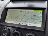 【Incontrol touch pro】10.2インチの大画面の純正ナビゲーションを搭載しています。視認性も良く直感的な操作性を備えています。