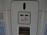 エアバッグ作動時や後突時、もしくは車内のSOSボタンを押した際に緊急通報オペレーターに連携し、救急・警察を手配します。更にオペレーターにも連携、お客様のご要望に応じてロードサービスの手配を行います。