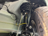 お車を安心してお乗りいただく為には、足回りの定期点検が欠かせません。サービスサポート(有償保証)では無料点検もご提供しており、安心のカーライフをお過ごしいただけるサポート体制が整っています。