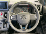 【ステアリングスイッチ】運転中、前方から目線をそらすことなく、オーディオ等の操作が可能な便利機能!安心&快適なドライブを演出してくれます♪