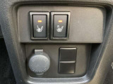 運転席・助手席シートヒーター付いてます!