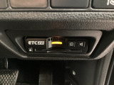 ETCが付いてます。ETC搭載車しか通過できないスマートICが利用できるようになりますよ!現在スマートICの設置箇所も増えてきているので、高速道路利用の幅が広がりますね☆