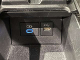USBポート装備。