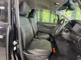 運転席シート廻りは使用感も少なく、良好な状態となっています。丁寧に使われていたことがよくわかりますね。