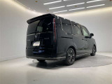 走りにこだわりながら収納力も持ち合わせたお車です。荷物を載せて軽快なドライブを楽しめますよ♪