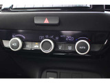フルオートエアコンで車内はいつでも快適空間♪