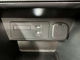 シガーソケット用の充電器が使用可能です!