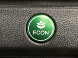 ★ECONスイッチ★ エコドライブを加速しよう!スイッチをONにすると、運転の仕方によるロスを抑え込み燃費をよくするようクルマが頑張ります(*^ー^*)燃費向上にチャレンジ♪