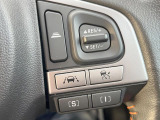 【全車速追従機能付クルーズコントロール】高速道路での長距離走行が楽に!!自動で速度を保つクルーズコントロールが、衝突軽減システムと連携し、前方の車両を感知して車間を保つように速度調節してくれます!!