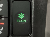 ★ECONスイッチ★ エコドライブを加速しよう!スイッチをONにすると、運転の仕方によるロスを抑え込み燃費をよくするようクルマが頑張ります(*^ー^*)燃費向上にチャレンジ♪