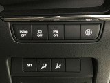 運転席回りのスイッチで安全装備のON/OFFも簡単に!