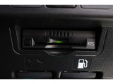 ETC車載器を装備していますので、高速道路の料金所をスムーズに通過。料金もお得になる場合があります。