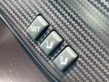 【メモリー機能付きパワーシート】ドライバーごとに設定したシート位置を記憶して、ボタン一つで切り替えできる便利な機能!運転する方が複数名いらっしゃるご家庭におすすめです♪
