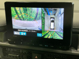 【マルチビューカメラシステム】専用のカメラにより、上から見下ろしたような視点で360度クルマの周囲を確認することができます☆死角部分も確認しやすく、狭い場所での切り返しや駐車もスムーズに行えます。