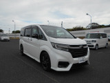 新車ディーラーの中古車コーナーです。保証・整備料金は車両価格に含まれております。諸費用まで入った支払総額は魅力的な価格になっていると思います。