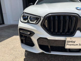また、BMW正規認定中古車は、エマージェンシーサービスが自動付帯。24時間365日、皆様のカーライフをサポート致します。確かな安心のうえで、「駆けぬける歓び」をご堪能ください。