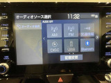 トヨタ純正8インチディスプレイオーディオ装備。