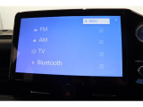 Bluetoothオーディオ再生、地デジ(フルセグ)対応。CD・DVDプレイヤーも装着しています☆
