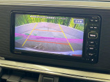 【バックカメラ】駐車時に後方がリアルタイム映像で確認できます。大型商業施設や立体駐車場での駐車時や、夜間のバック時に大活躍!運転スキルに関わらず、今や必須となった装備のひとつです!