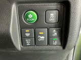 運転席から操作しやすい各種スイッチ