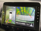【アラウンドビューモニター】専用のカメラにより、上から見下ろしたような視点で360度クルマの周囲を確認することができます☆死角部分も確認しやすく、狭い場所での切り返しや駐車もスムーズに行えます。