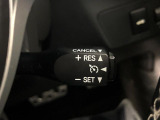 【クルーズコントロール】高速道路もラクラク走行。アクセルを離しても一定速度で走行ができ、長距離運転時の負担を軽減!加速・減速も簡単なスイッチ操作で調整できます。