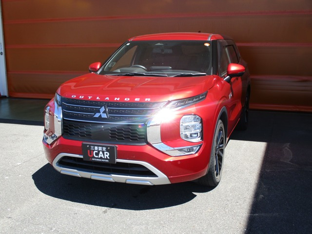 アウトランダー PHEV 2.4 P 4WD