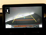 バックガイドモニターで、後方を確認しながら安心して駐車することができます。運転初心者も熟練者も必須の機能ですよ!