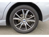 SUBARU 認定U-Carでは独自の厳しい基準を設けた「まごころクリーニング」を全車に実施。細かい汚れやニオイもケアした高品質なクルマをご提供します。