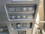 両側オートスライドドアになります