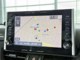 【ナビ画面】主に地図を表示し、目的地へのルート案内や渋滞情報などを表示するために使われます。