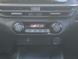 ◆エアコン◆温度の設定をしてAUTOボタンを押すだけ簡単。車内を快適な温度に保ってくれます