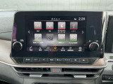 プロパイロットとリンクする9インチワイドディスプレイナビゲーションシステム、Apple CarPlayワイヤレス接続に対応、HDMI/USB接続、Bluetooth機器にも対応。