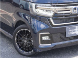 【外装クリーニング済み】外装も入庫時にしっかりと洗車しております。また納車前も綺麗にして納車いたします。