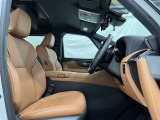 見通しのよいすっきりとした視界で、誰でも運転しやすいです。運転のしやすさは疲れにくさにも繋がりますよ♪